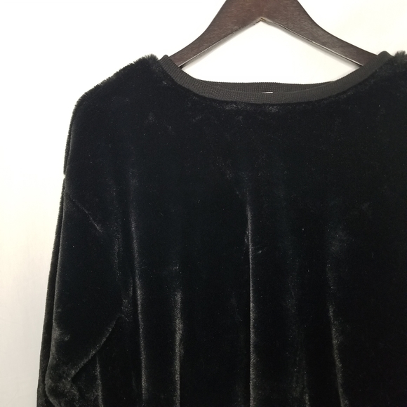 Black faux fur fuzzy sweater crewneck M - Picture 4 of 6